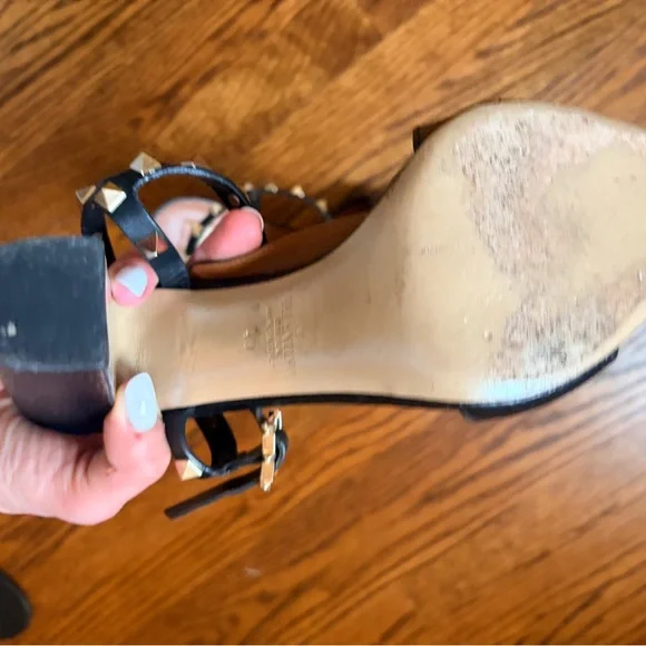 Valentino Garavani Black Rockstud Studded T Heeled Sandals - Picture 3 of 5